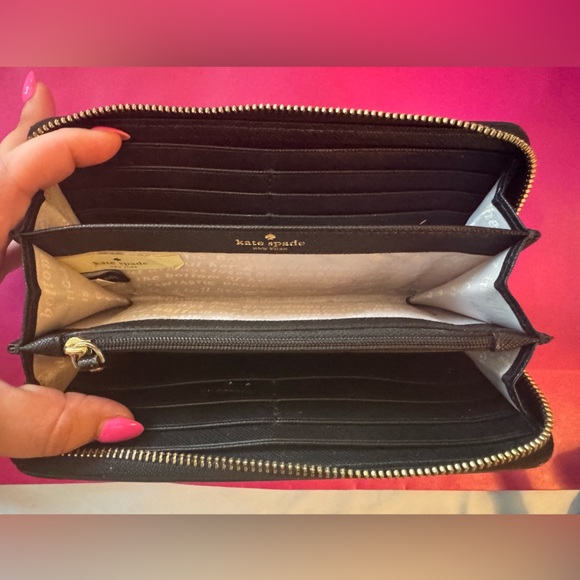 Kate Spade Black Floral Wallet - Picture 3 of 3